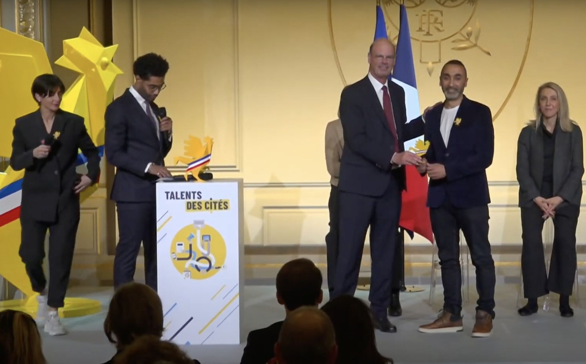 « 420 arbres » récompensé au palais de l’Elysée !